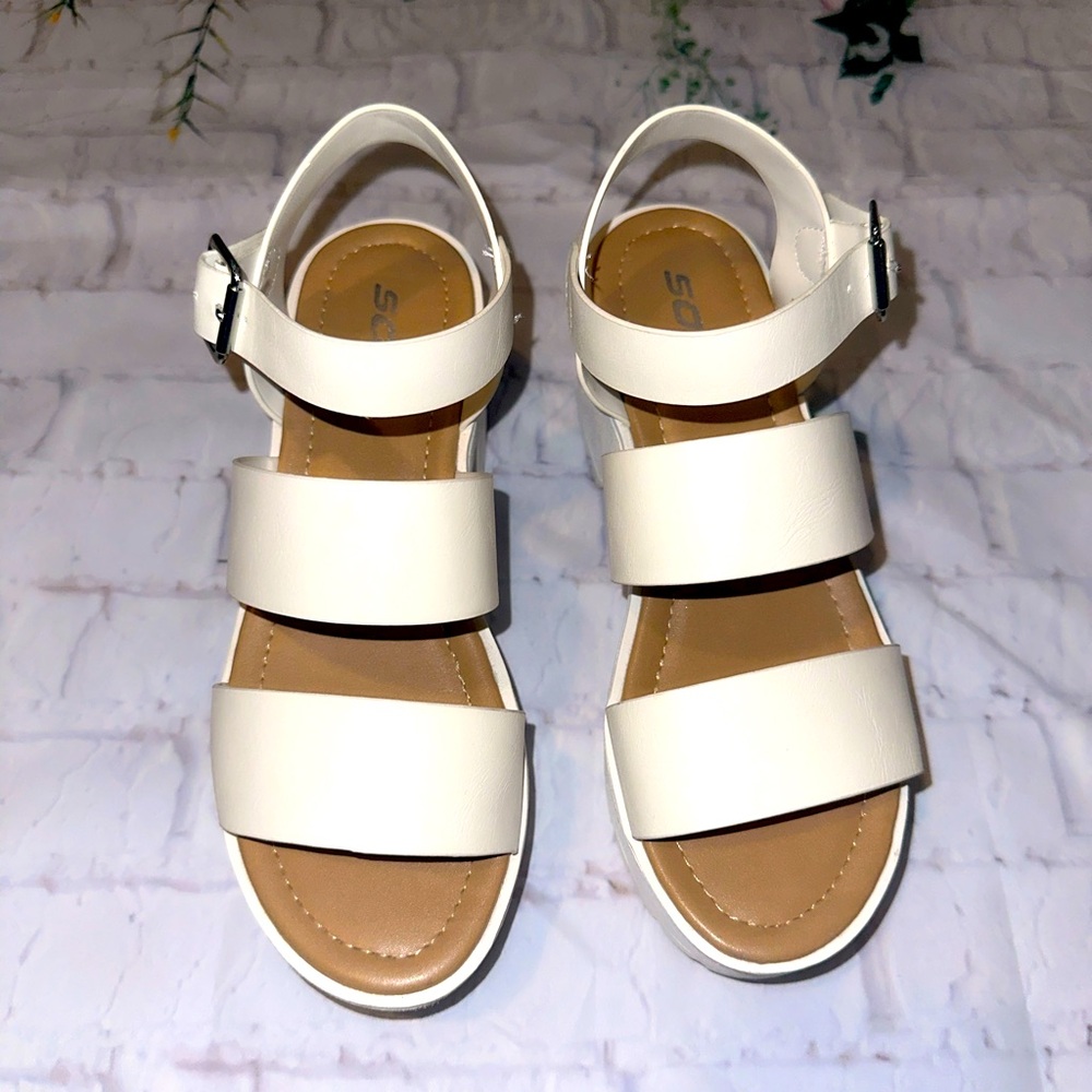 Platform sandals